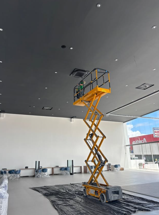 Concessionária Barigui — Pintura Comercial Alto Padrão em Florianópolis